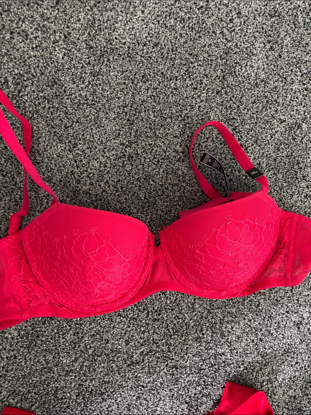 Victoria's Secret Red & Black Lace Push-Up Bra Trio - Picture 5 of 14